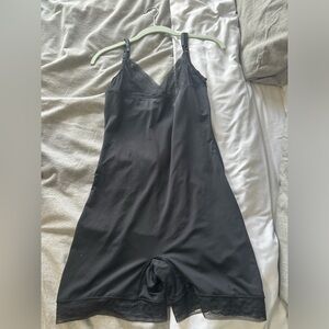 Le Vie En Rose Shareware / undergarments